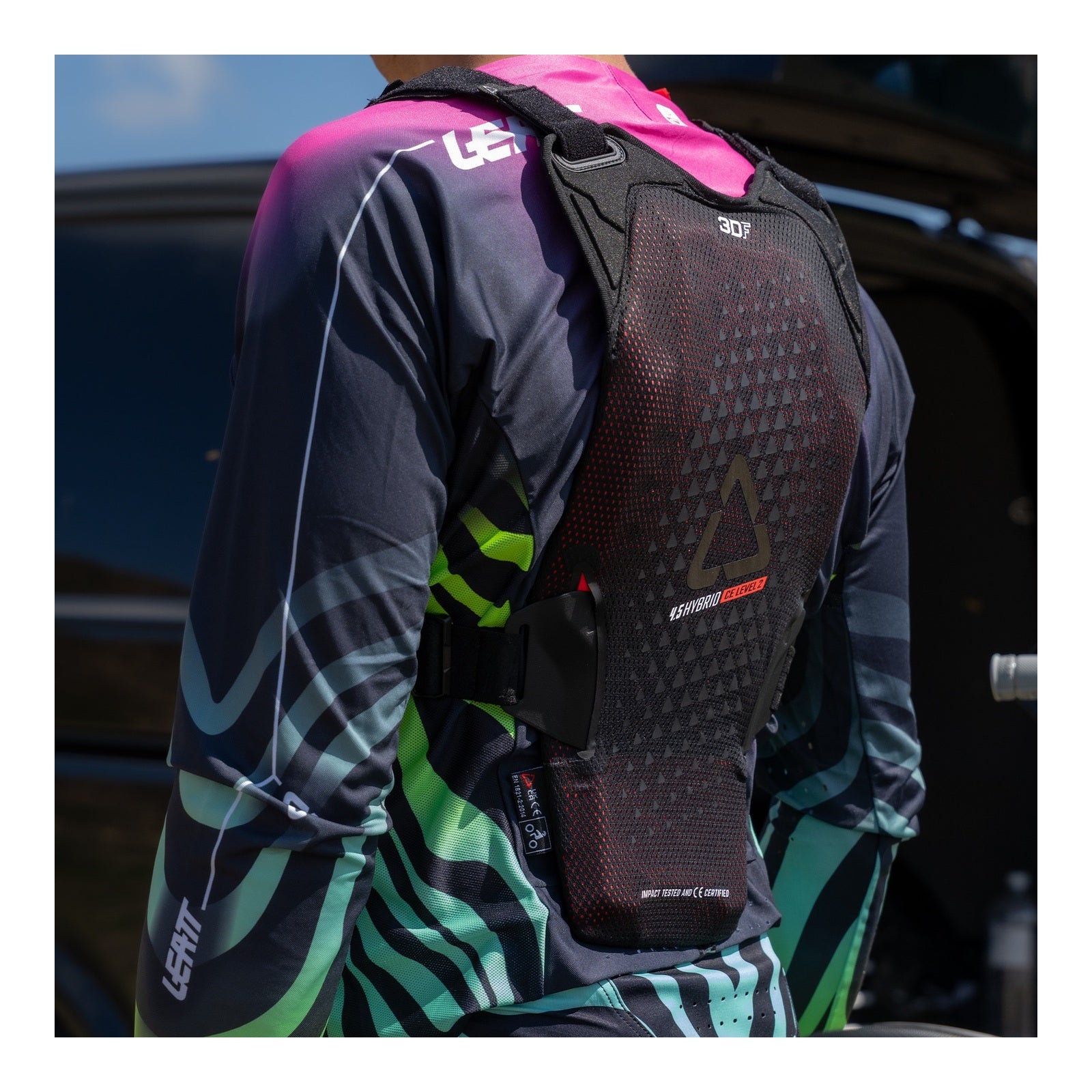 Leatt 4.5 Chest Protector Hybrid - Black