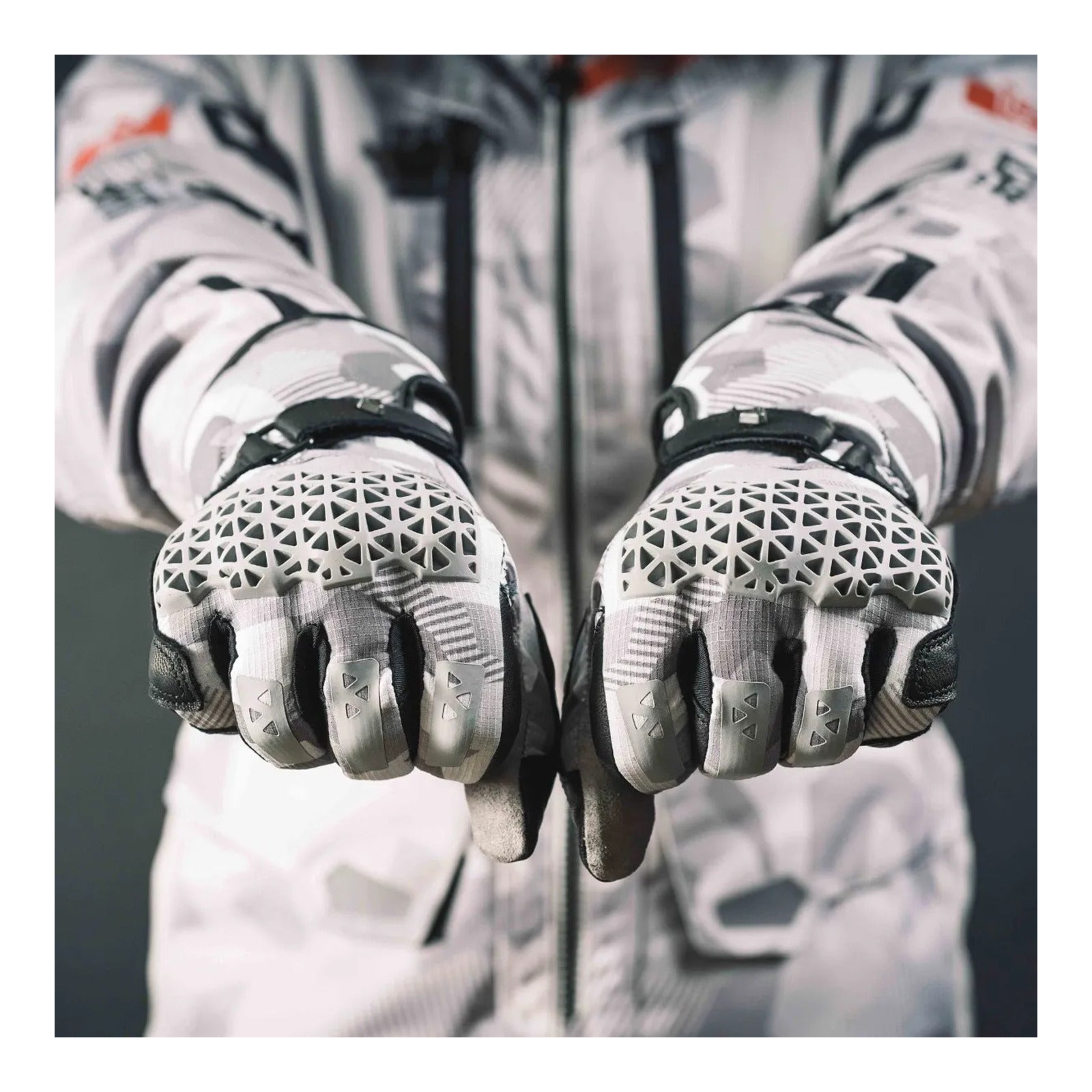 Leatt 7.5 ADV X-Flow Glove - Steel
